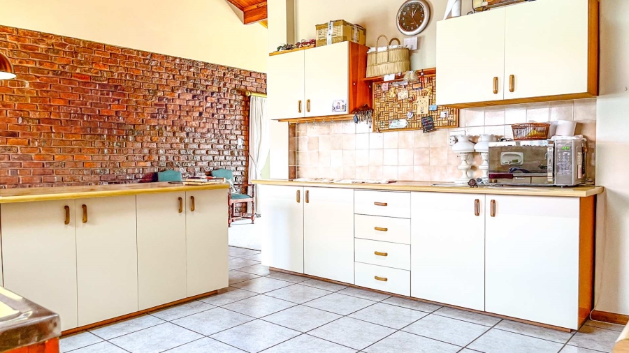 3 Bedroom Property for Sale in Hartenbos Central Western Cape